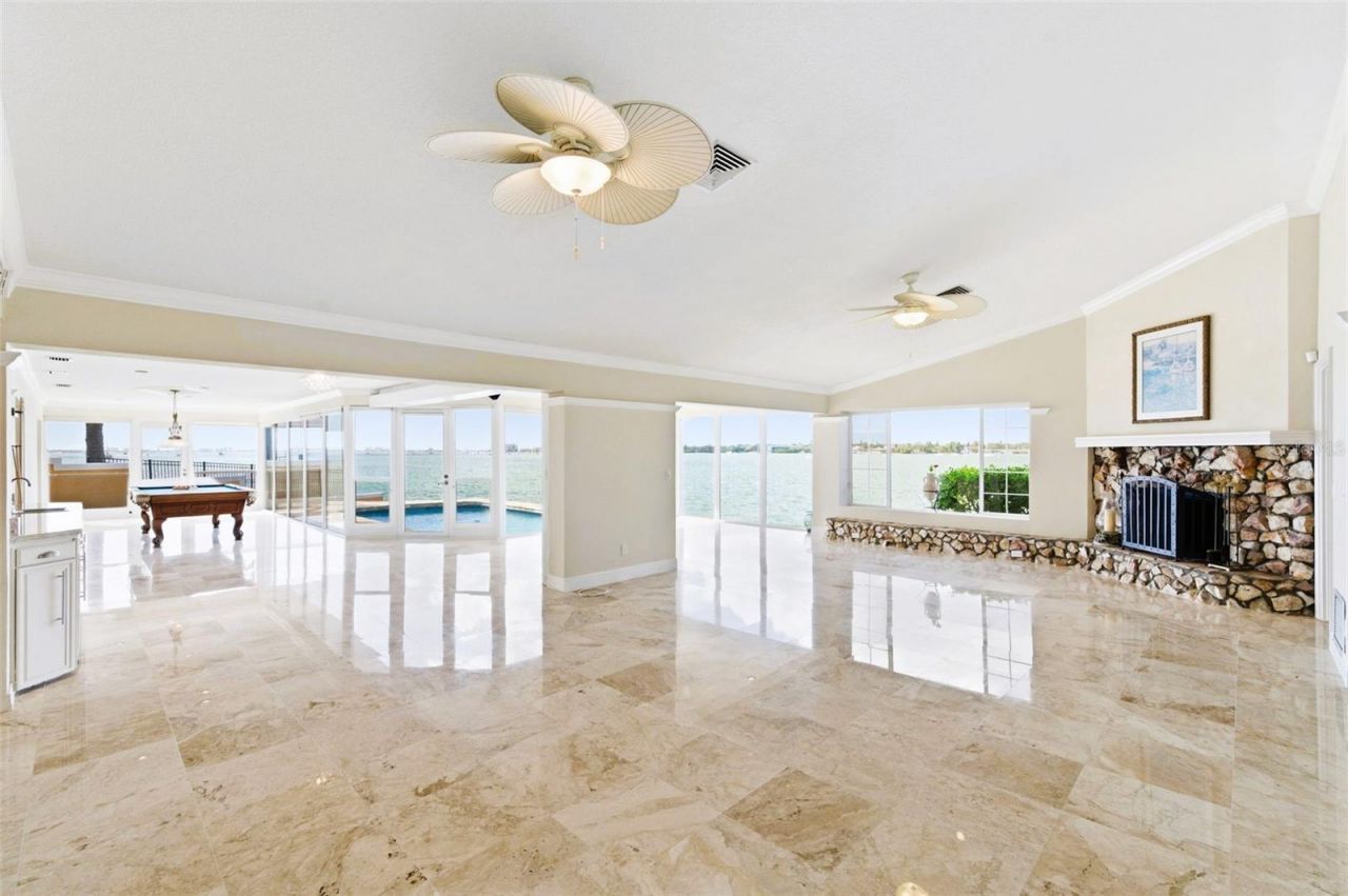 4201 45th Street S, Saint Petersburg, FL 33711 Photo