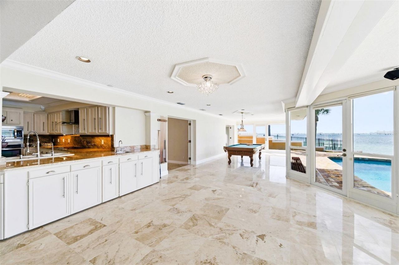 4201 45th Street S, Saint Petersburg, FL 33711 Photo