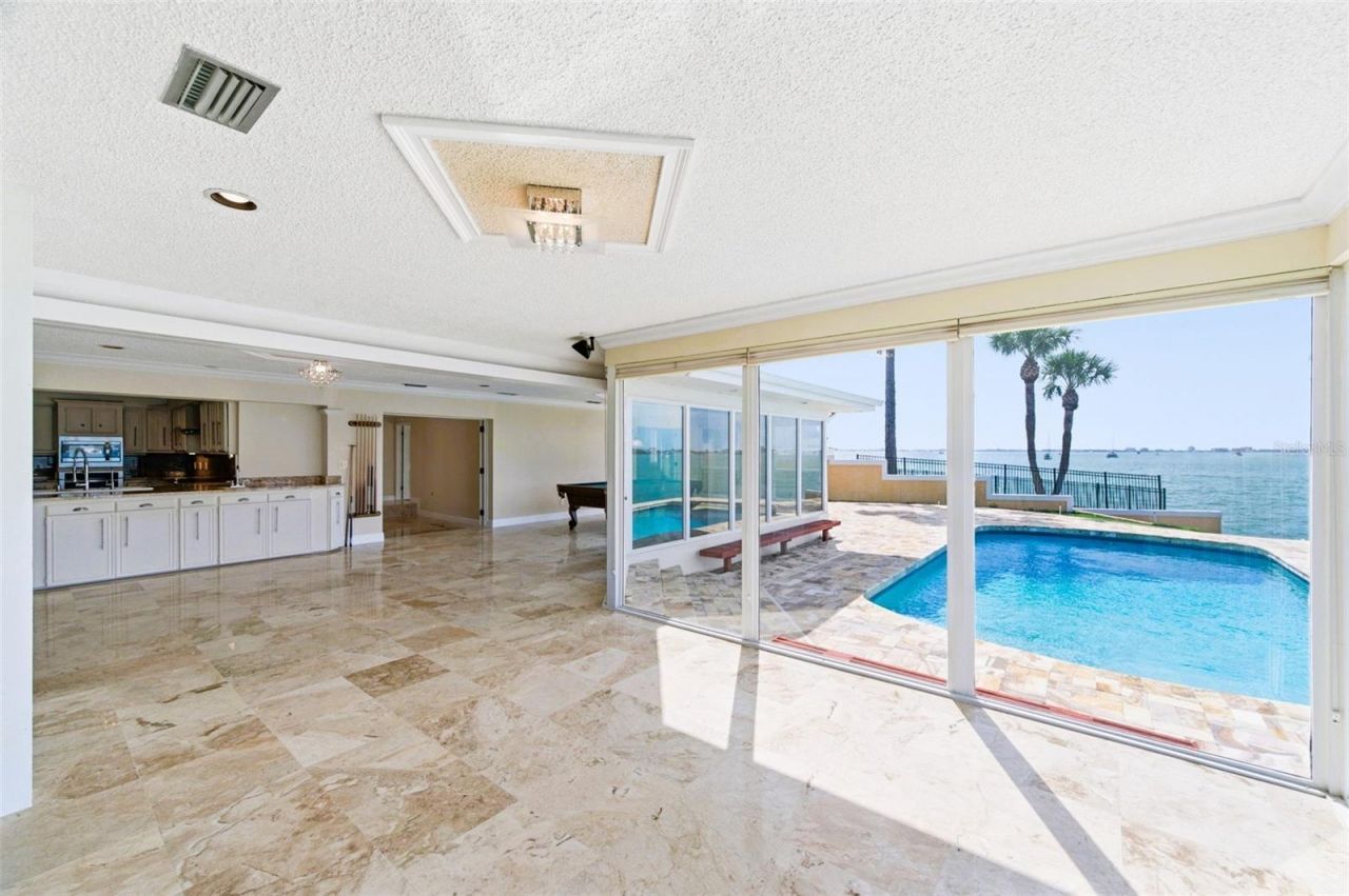 4201 45th Street S, Saint Petersburg, FL 33711 Photo