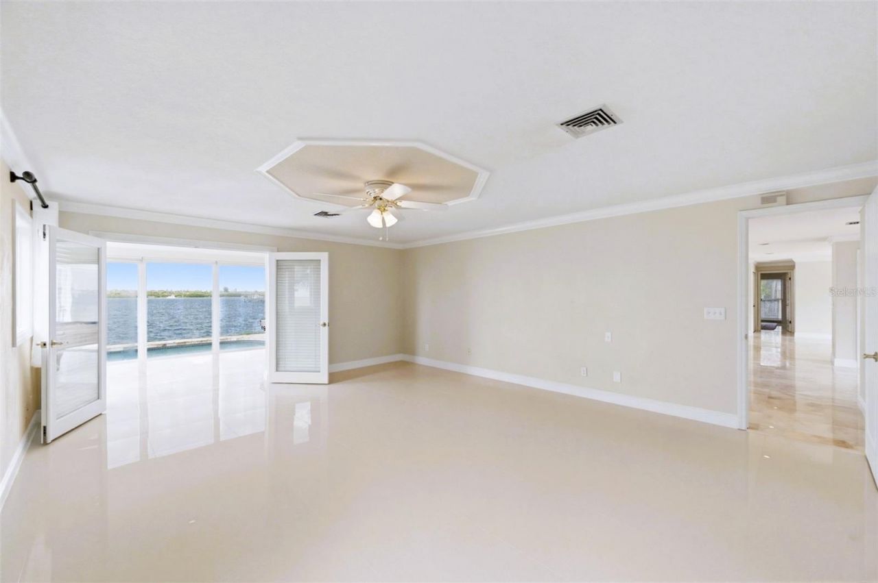 4201 45th Street S, Saint Petersburg, FL 33711 Photo