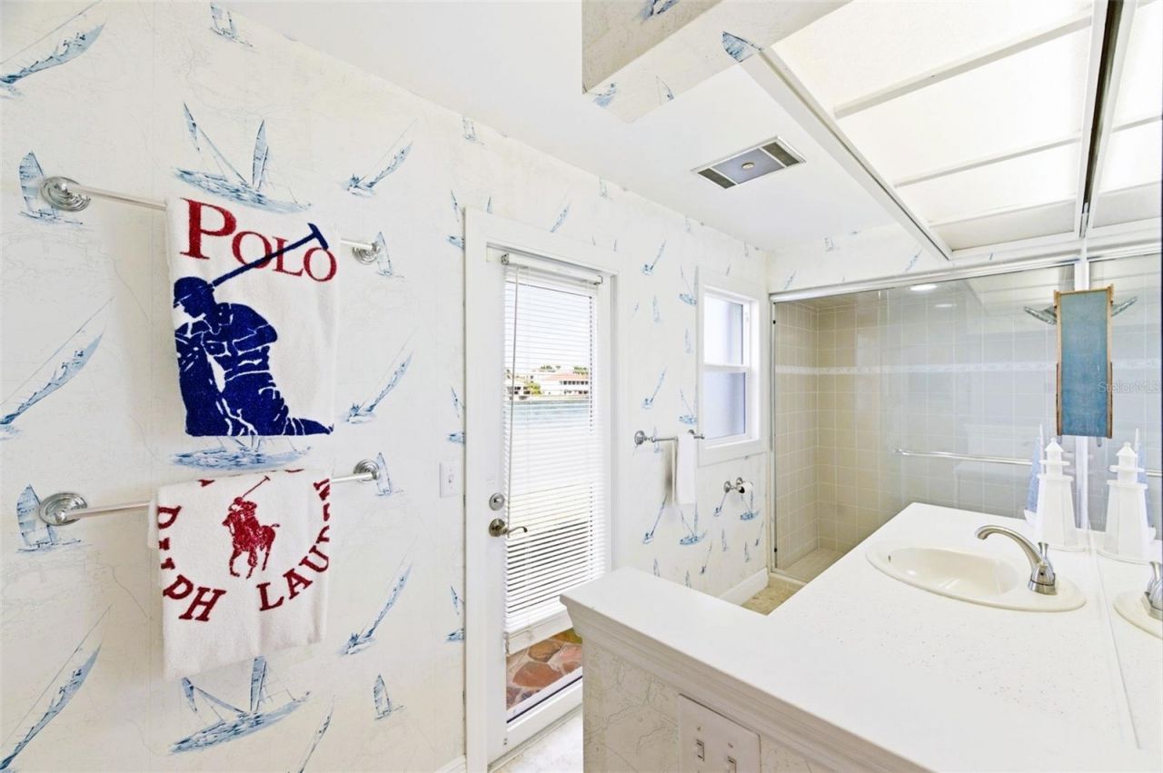 4201 45th Street S, Saint Petersburg, FL 33711 Photo