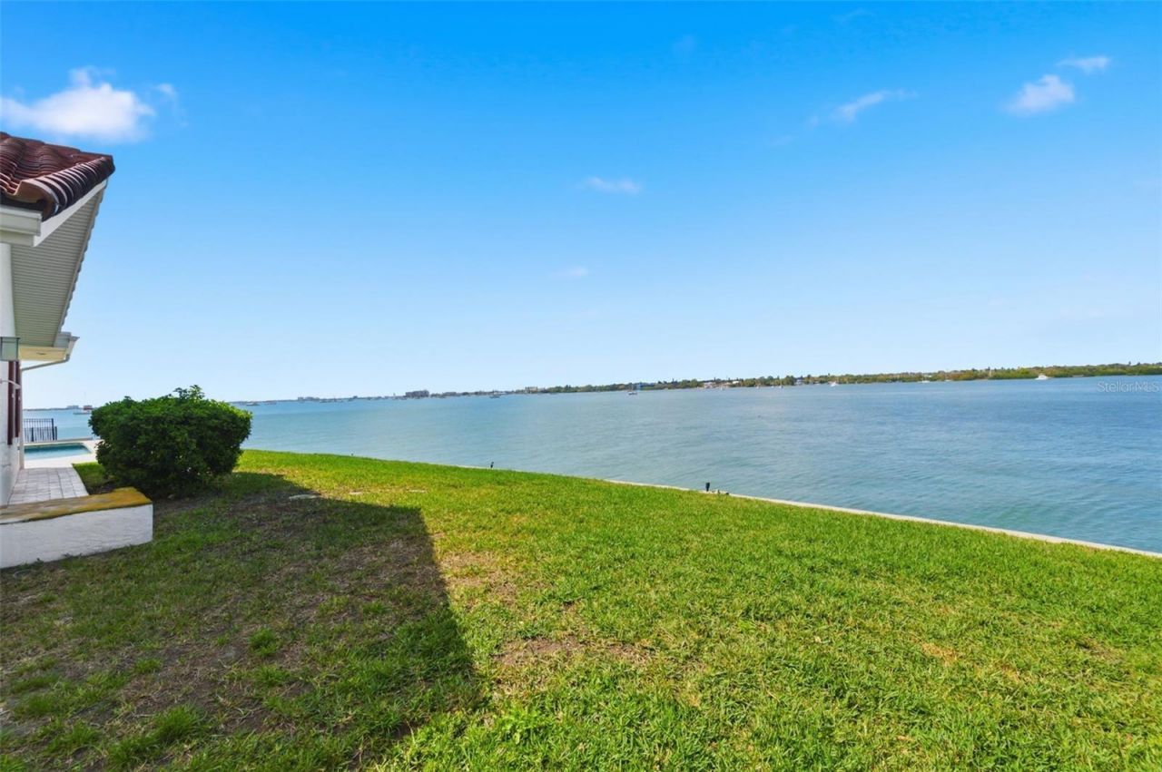 4201 45th Street S, Saint Petersburg, FL 33711 Photo