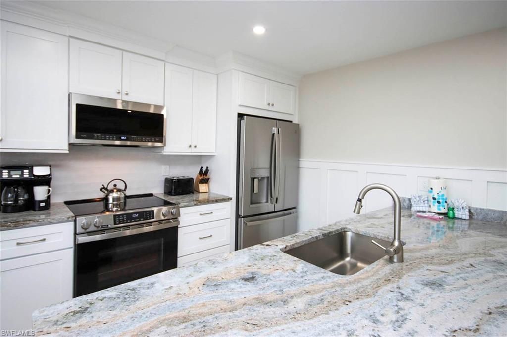 827 E Gulf Dr , Unit D3, Sanibel, FL 33957 Photo