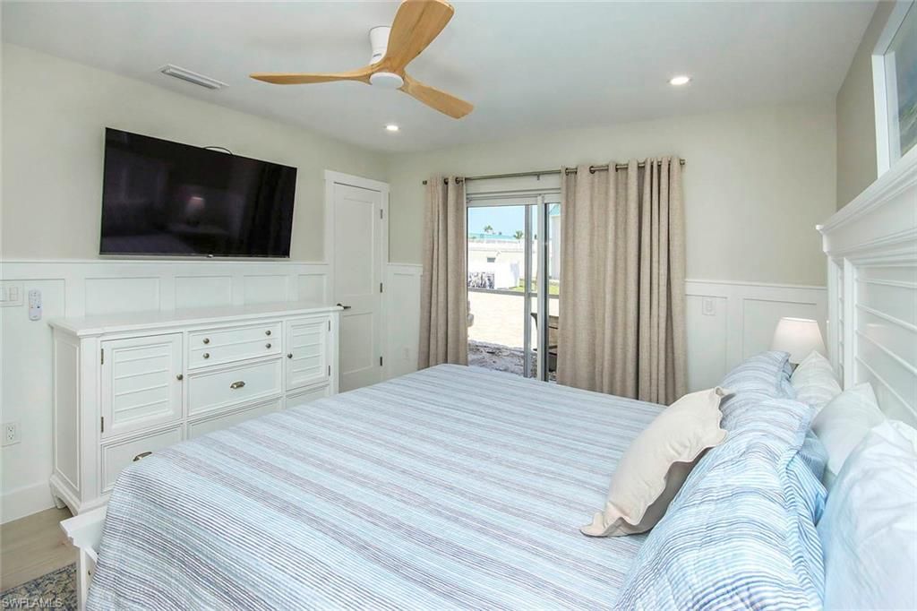 827 E Gulf Dr , Unit D3, Sanibel, FL 33957 Photo