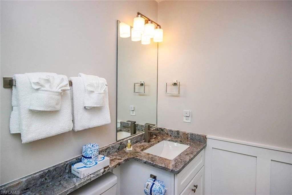 827 E Gulf Dr , Unit D3, Sanibel, FL 33957 Photo