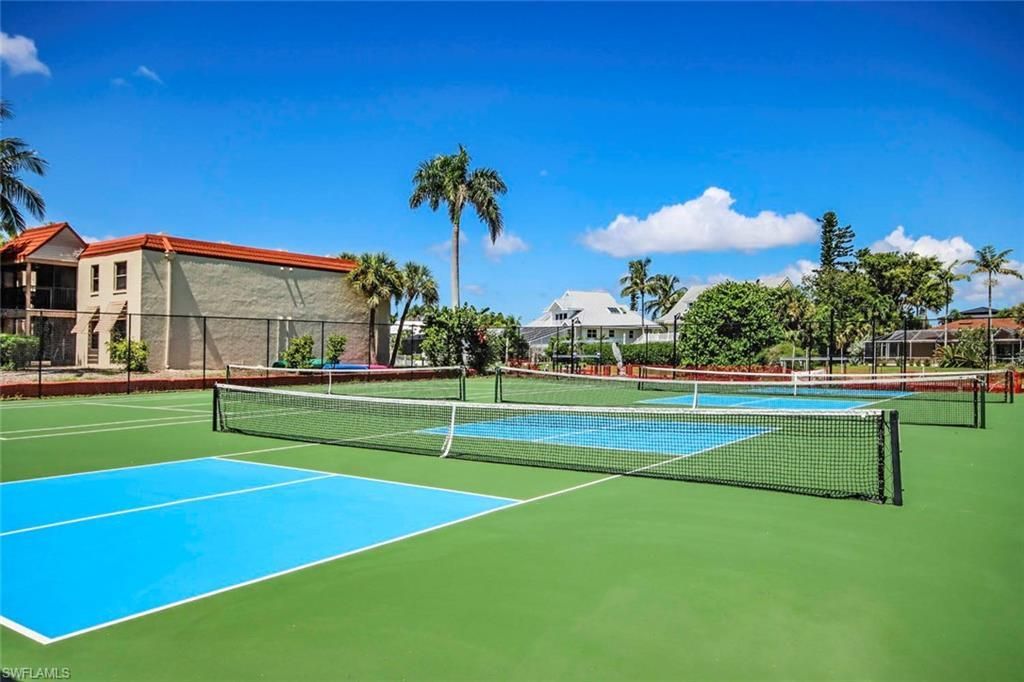 827 E Gulf Dr , Unit D3, Sanibel, FL 33957 Photo