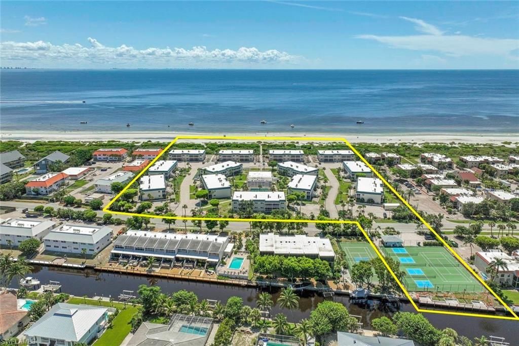 827 E Gulf Dr , Unit D3, Sanibel, FL 33957 Photo