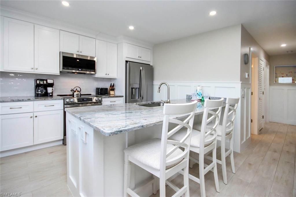 827 E Gulf Dr , Unit D3, Sanibel, FL 33957 Photo