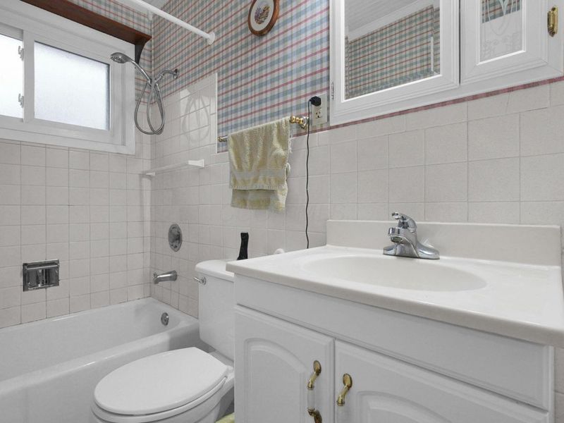 1448 W Sparrow Road , Springfield, OH 45502 Photo 15