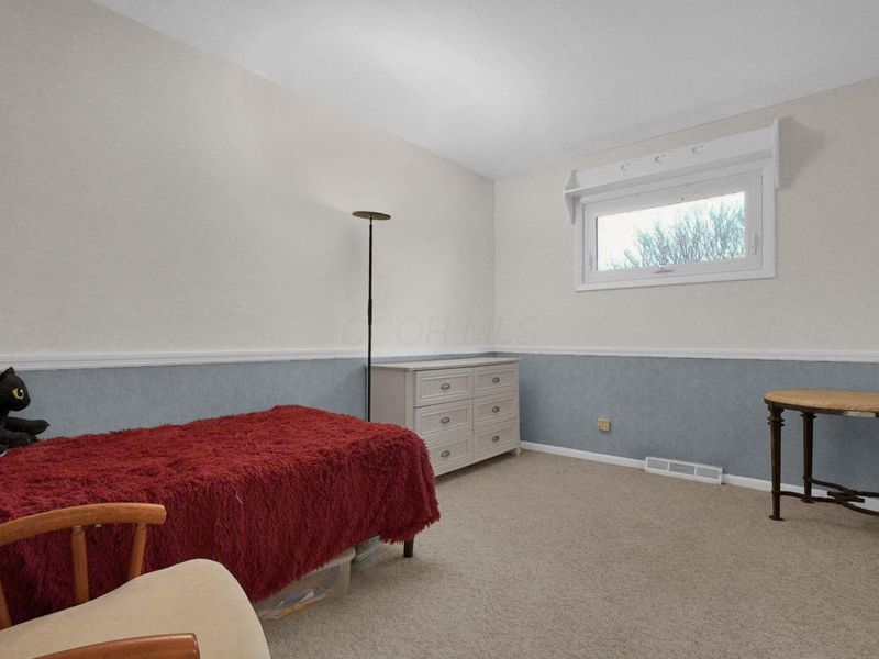 1448 W Sparrow Road , Springfield, OH 45502 Photo 22