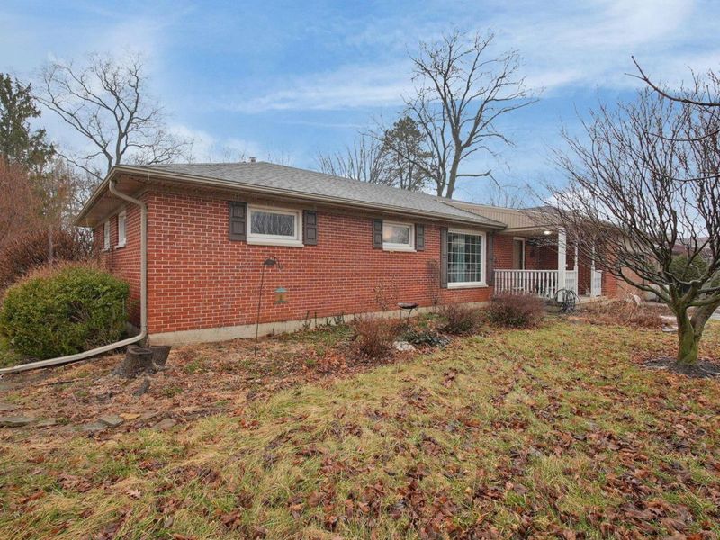 1448 W Sparrow Road , Springfield, OH 45502 Photo 3