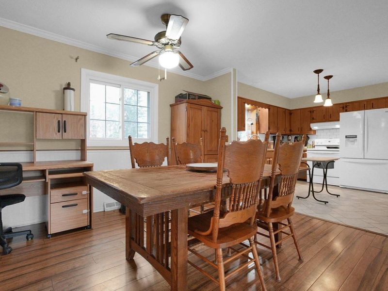 1448 W Sparrow Road , Springfield, OH 45502 Photo 6