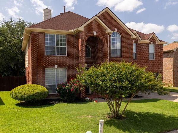 5732 Chelmsford Trail, Arlington, TX 76018