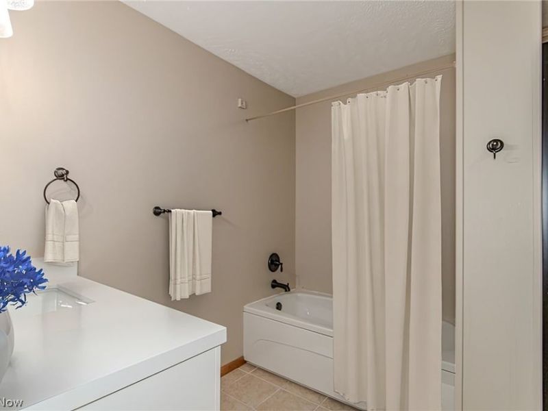 1865 Marsh Lane, Painesville Township, OH 44077 Photo 24