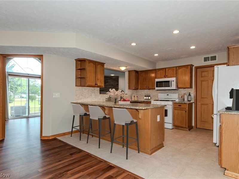 1865 Marsh Lane, Painesville Township, OH 44077 Photo 6