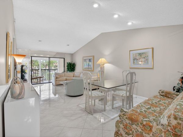 15235 Lakes Of Delray Boulevard, Unit 303, Delray Beach, FL 33484