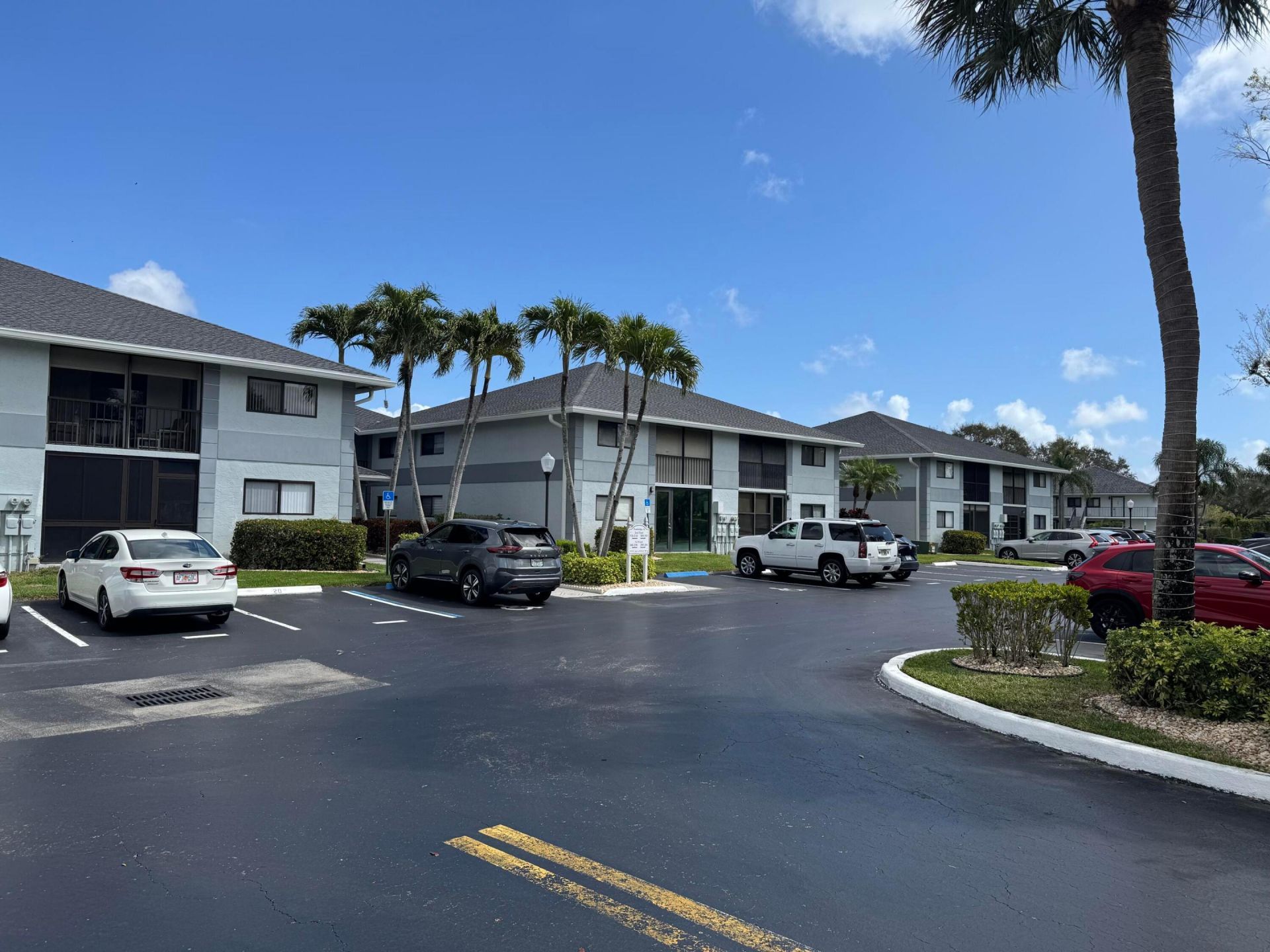 15235 Lakes Of Delray Boulevard, Unit 303, Delray Beach, FL 33484 Photo