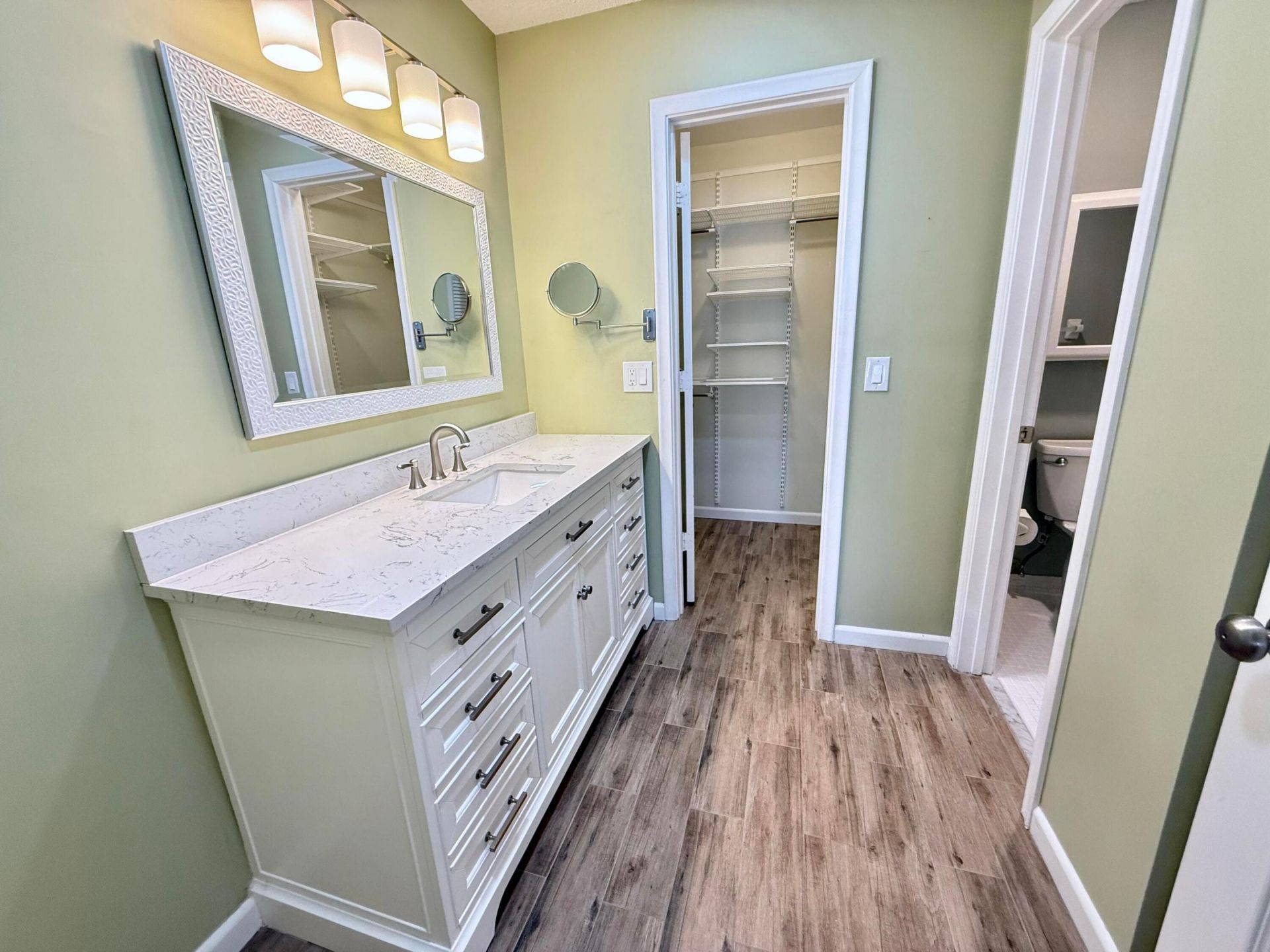 1740 NW 19th Terrace, Unit 202, Delray Beach, FL 33445 Photo