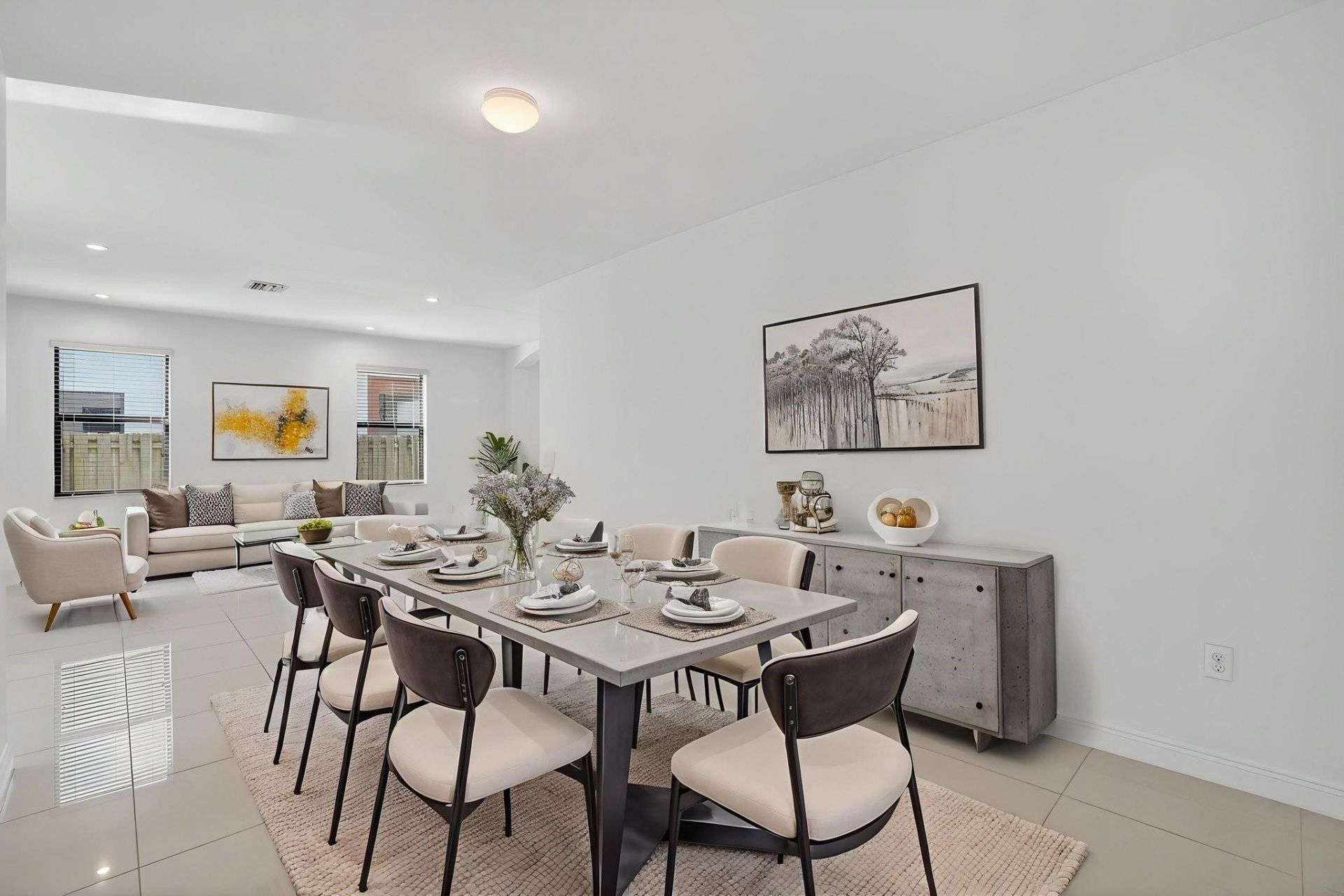 8751 NW 102nd Place, Doral, FL 33178 Photo