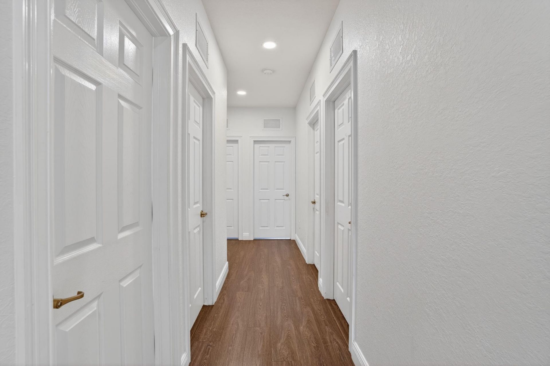 8751 NW 102nd Place, Doral, FL 33178 Photo