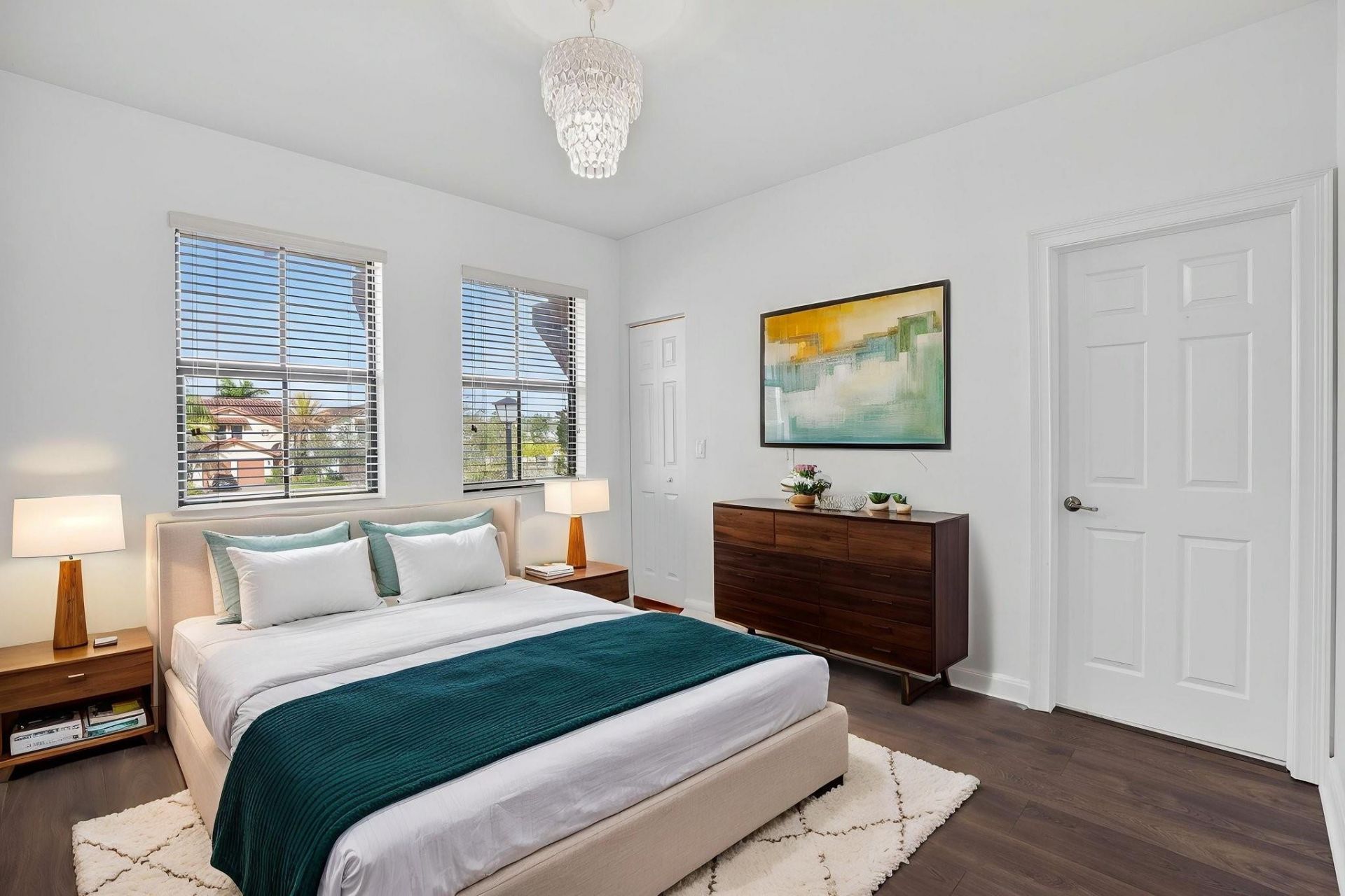 8751 NW 102nd Place, Doral, FL 33178 Photo