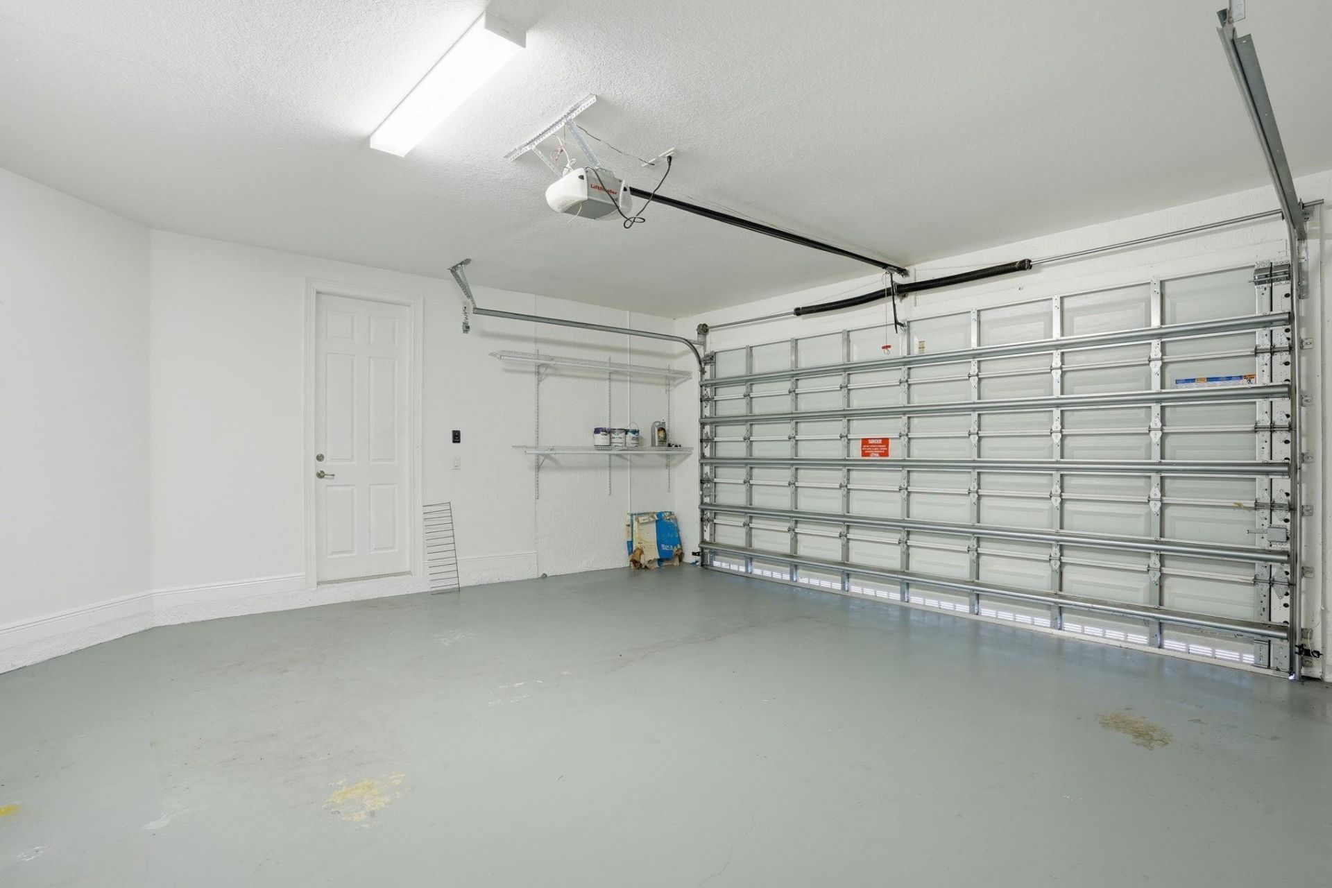 8751 NW 102nd Place, Doral, FL 33178 Photo