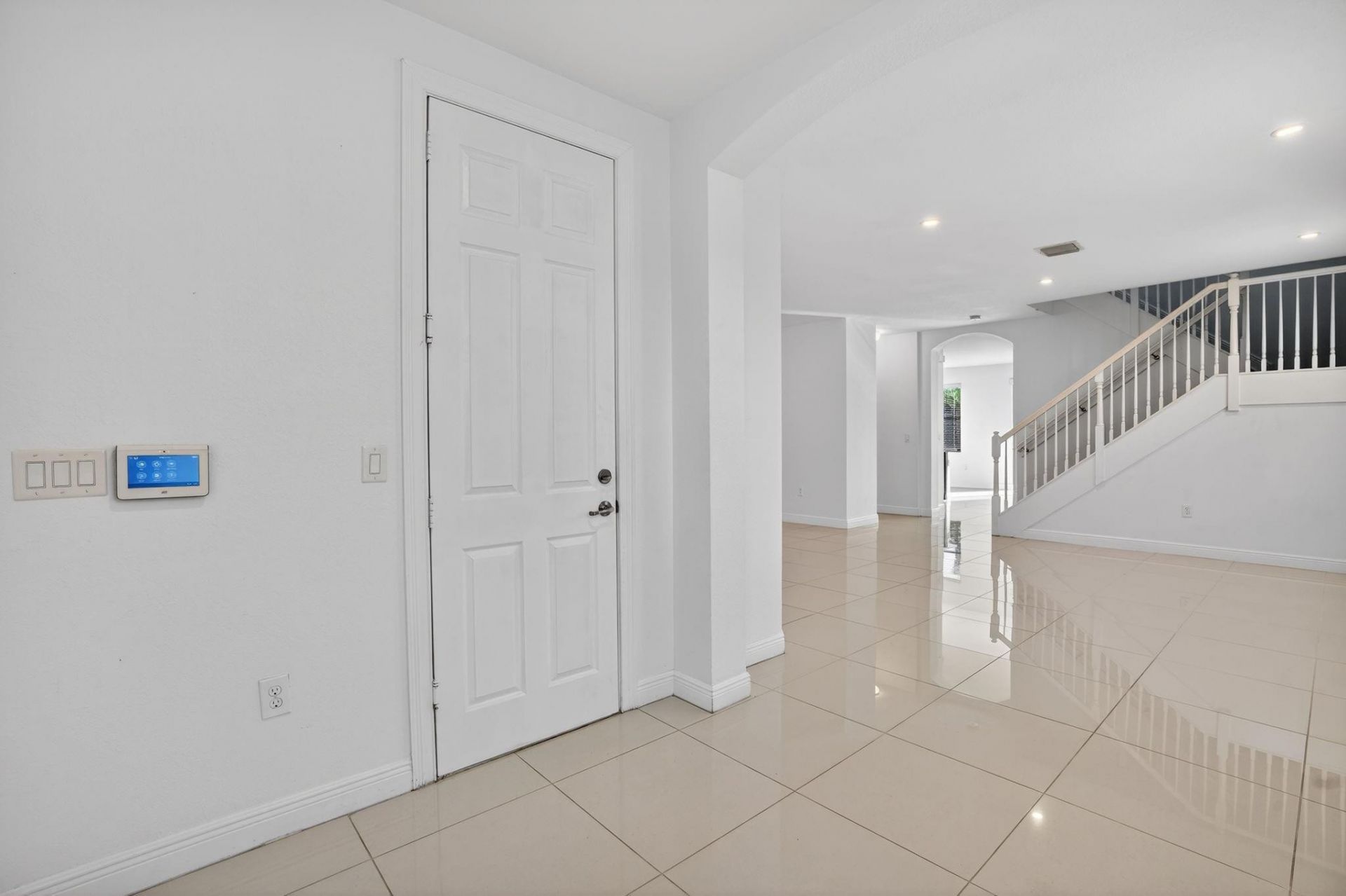 8751 NW 102nd Place, Doral, FL 33178 Photo
