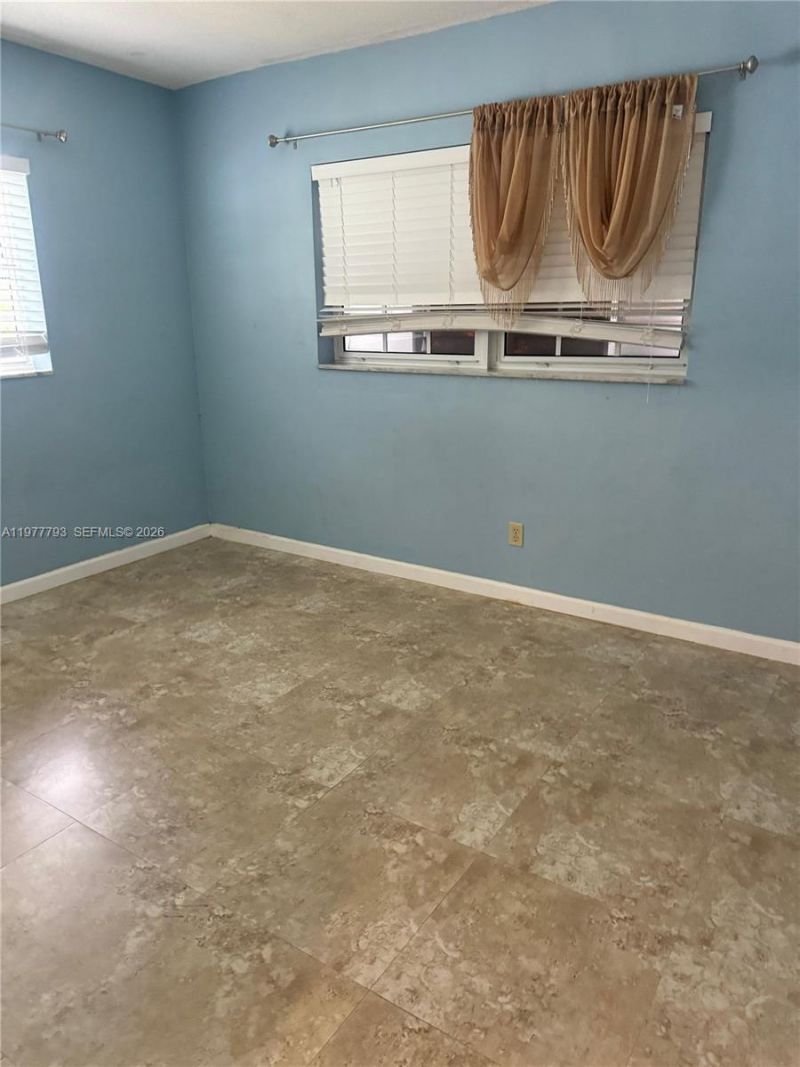 4933 NW 42nd St , Lauderdale Lakes, FL 33319 Photo