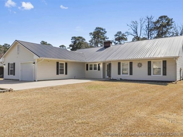 3520 Sugar Cane Circle, Fayetteville, NC 28303