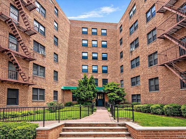 139-05 85th Drive, Unit 4G, Briarwood, NY 11435