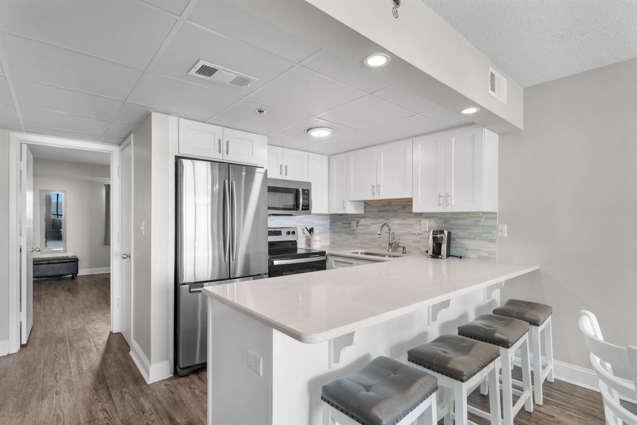 202 73rd Ave. N Photo 15