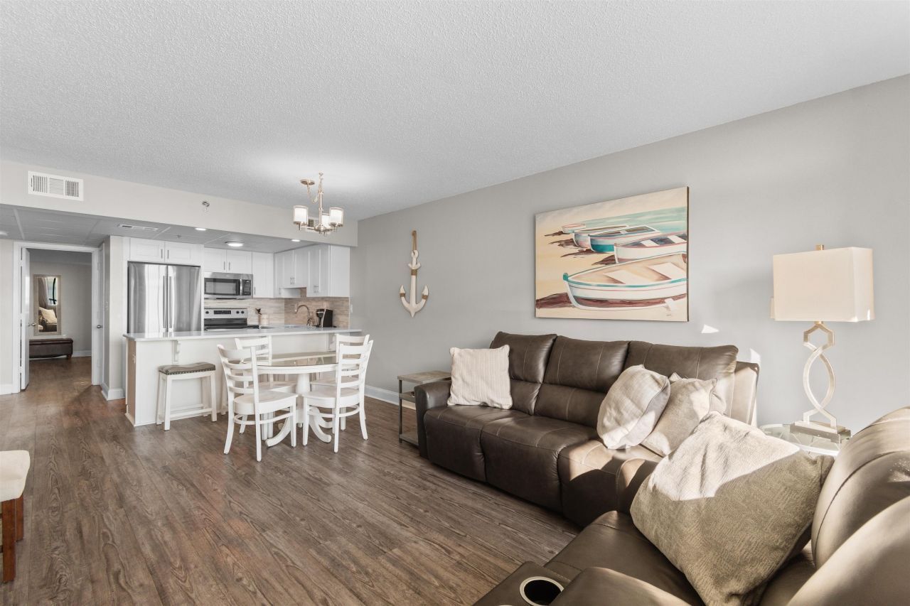 202 73rd Ave. N Photo 19