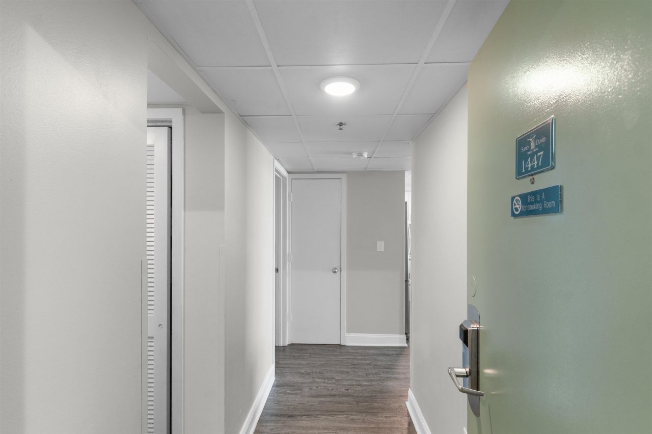 202 73rd Ave. N Photo 6