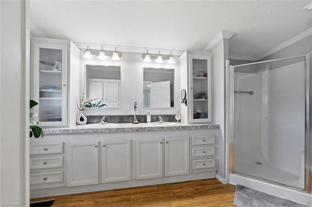 561 Charlemagne Blvd, Naples, FL 34112 Photo