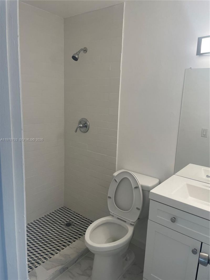 20725 NE 8th Ct, Unit 203-11, Miami, FL 33179 Photo