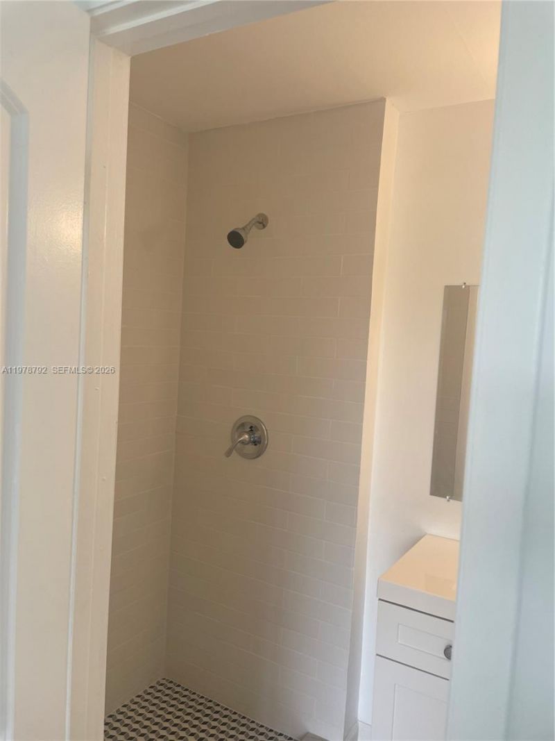 20725 NE 8th Ct, Unit 203-11, Miami, FL 33179 Photo