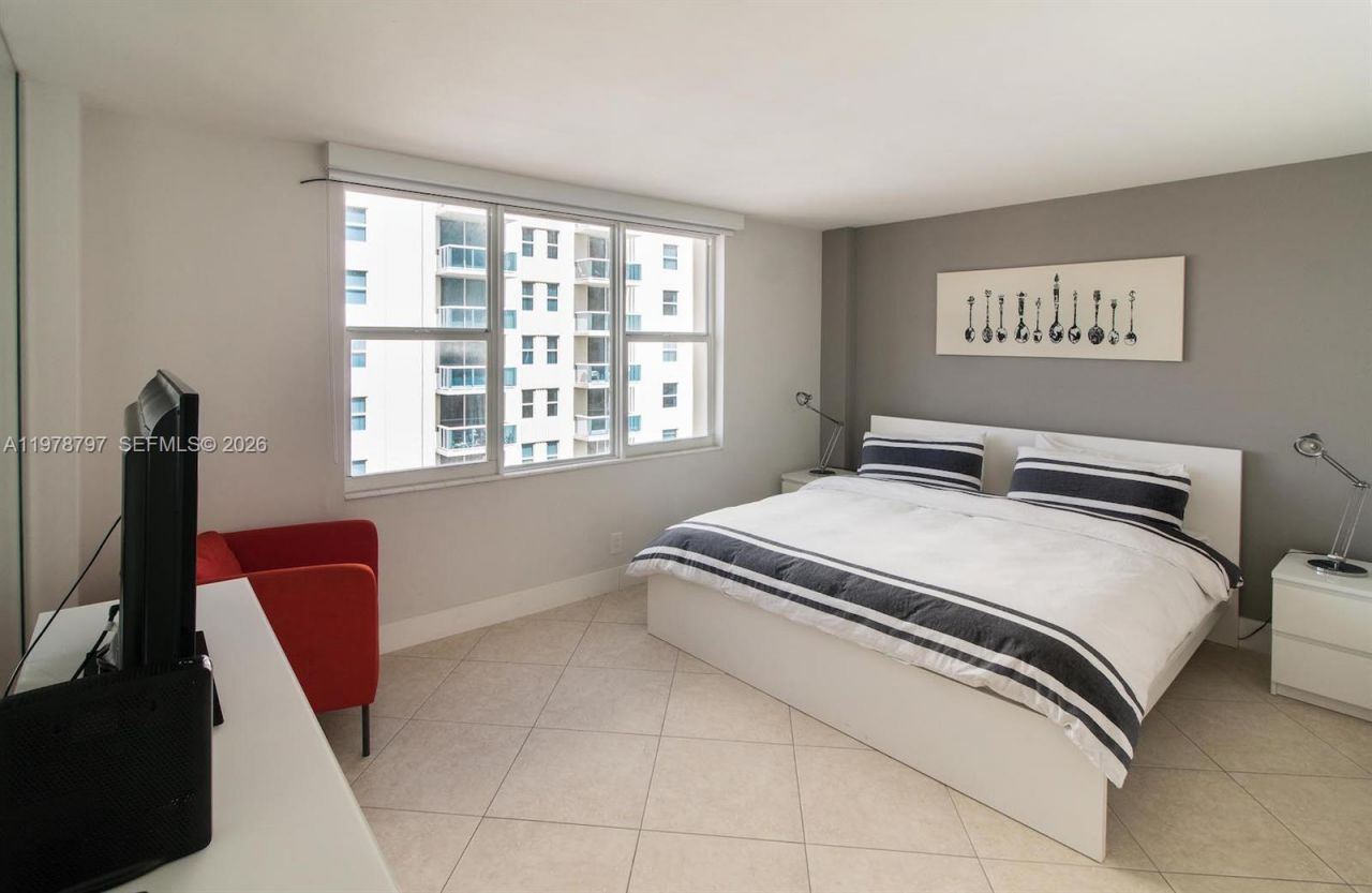 9195 Collins Ave , Unit 711, Surfside, FL 33154 Photo