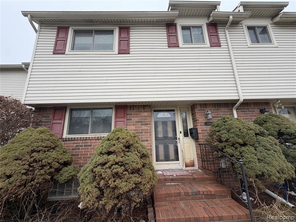 1780 E 13 Mile Road, Madison Heights, MI 48071 Main Photo