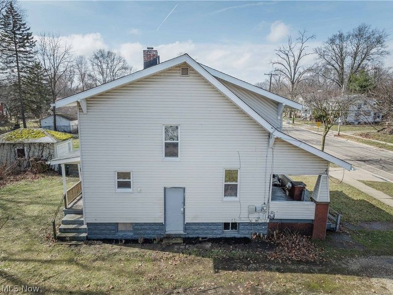 884 Lovers Lane , Akron, OH 44306 Photo 40