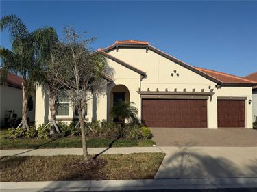 17165 SCUBA CREST STREET , WIMAUMA, FL 33598