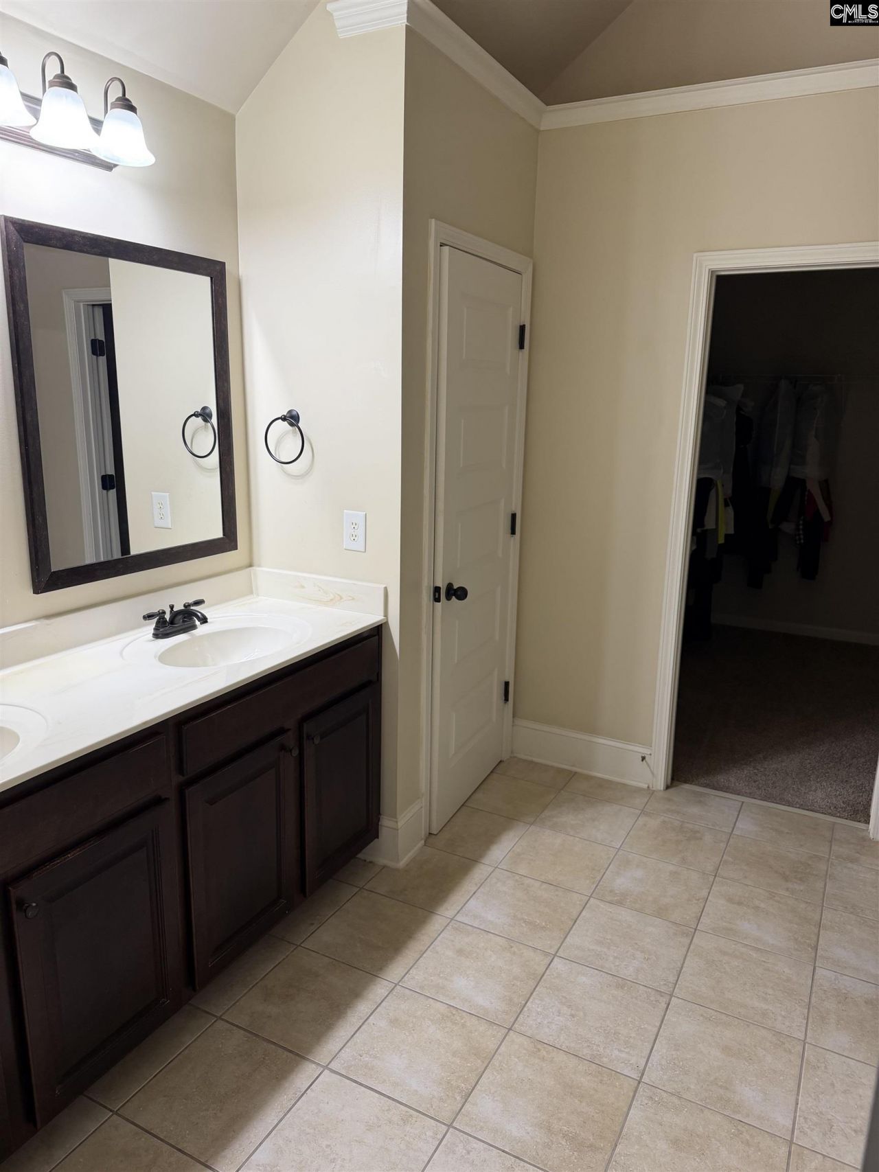 604 Winding Hickory Court Photo 9