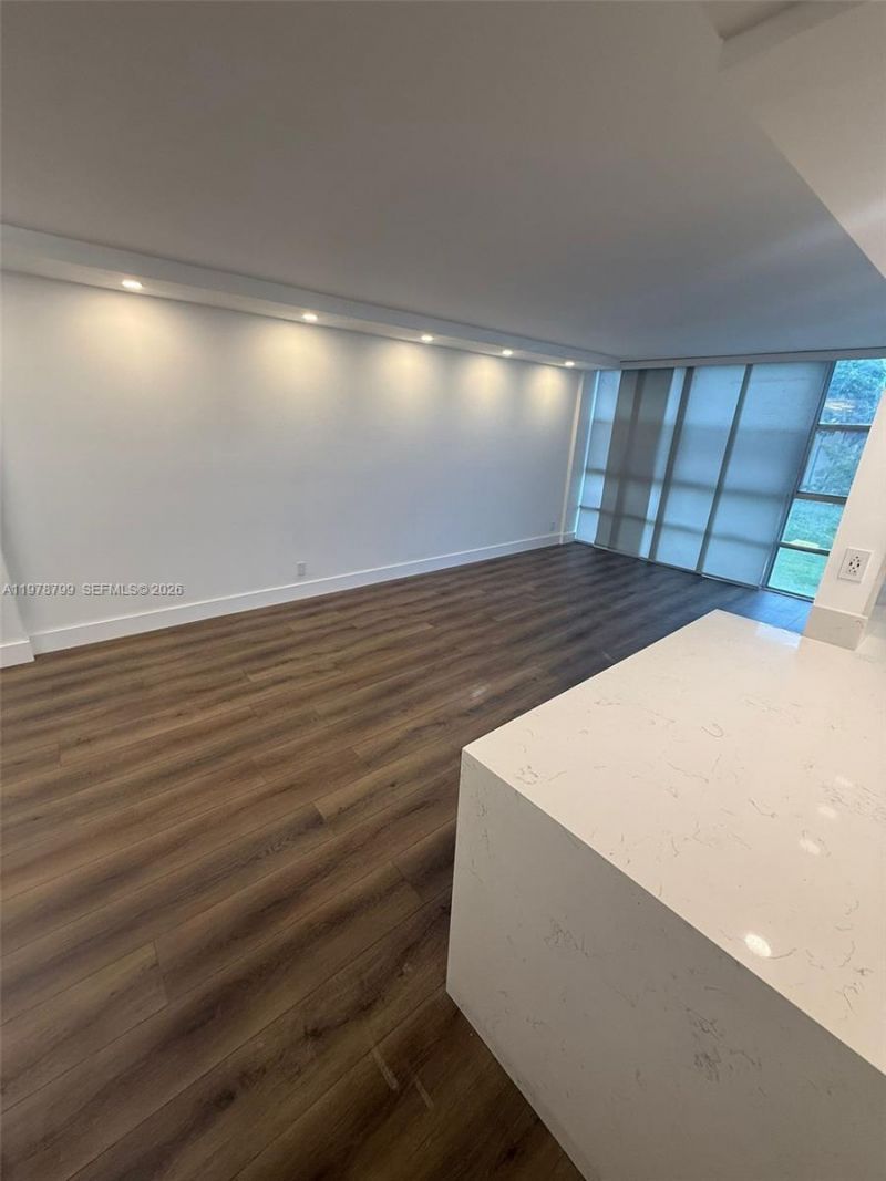 851 Three Islands Blvd, Unit 209, Hallandale Beach, FL 33009 Photo