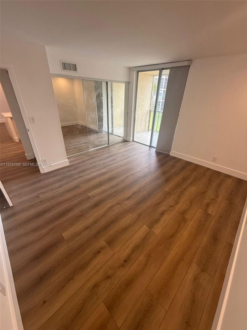 851 Three Islands Blvd, Unit 209, Hallandale Beach, FL 33009 Photo