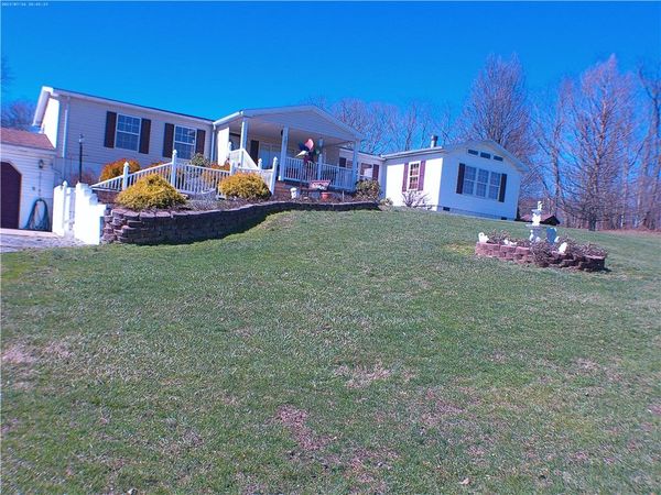 107 HUNTING HILLS ROAD, Dilliner, PA 15327