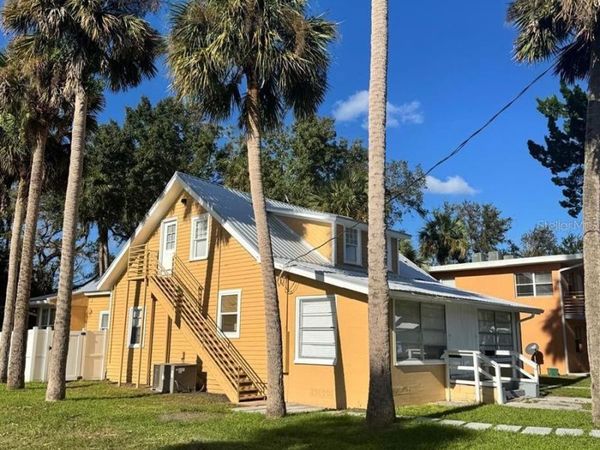 860 MAGNOLIA AVENUE, Unit 3, DAYTONA BEACH, FL 32114