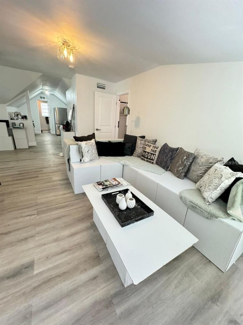 860 Magnolia Avenue, Unit 3, Daytona Beach, FL 32114 Photo