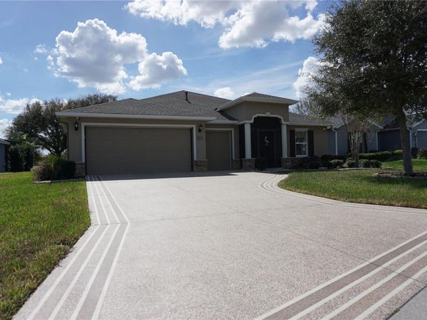 3749 ARLINGTON RIDGE BOULEVARD , LEESBURG, FL 34748