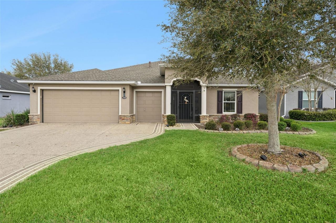3749 Arlington Ridge Boulevard, Leesburg, FL 34748 Photo