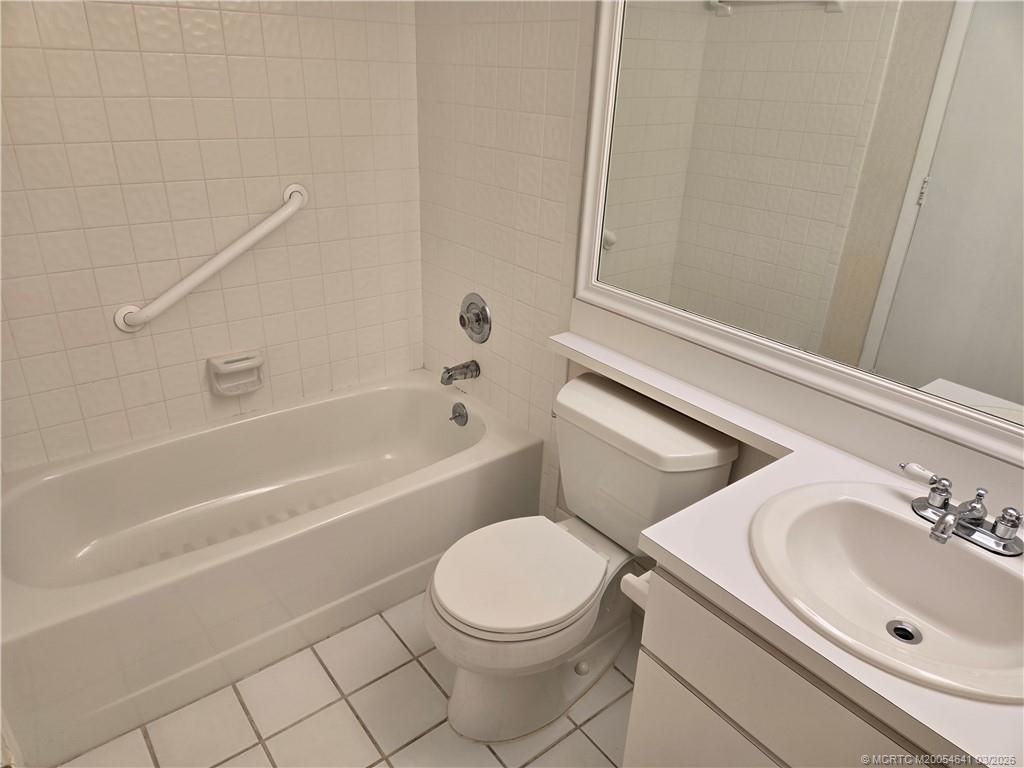 2950 SE Ocean Boulevard, Unit 126-4, Stuart, FL 34996 Photo