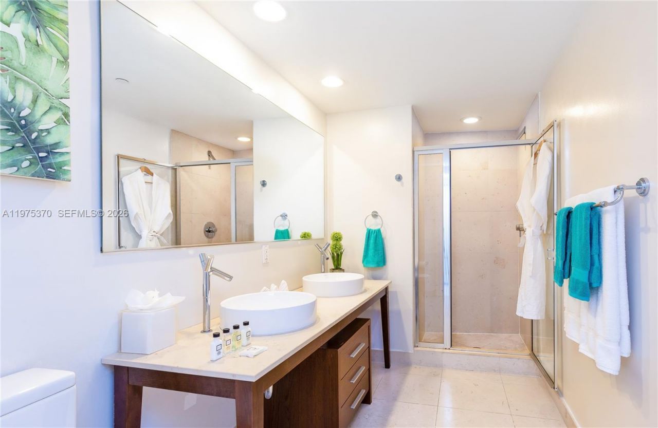 485 Brickell Ave, Unit 4702, Miami, FL 33131 Photo